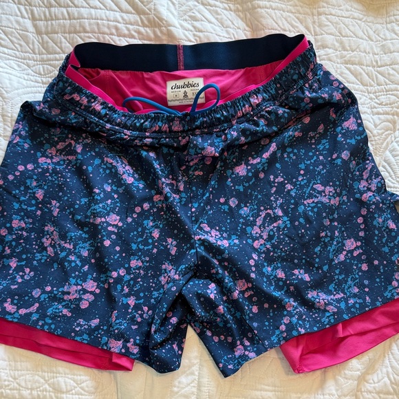 Chubbies Women's Athletic Shorts - Navy and Pink Floral - Size Medium - Picture 1 of 6